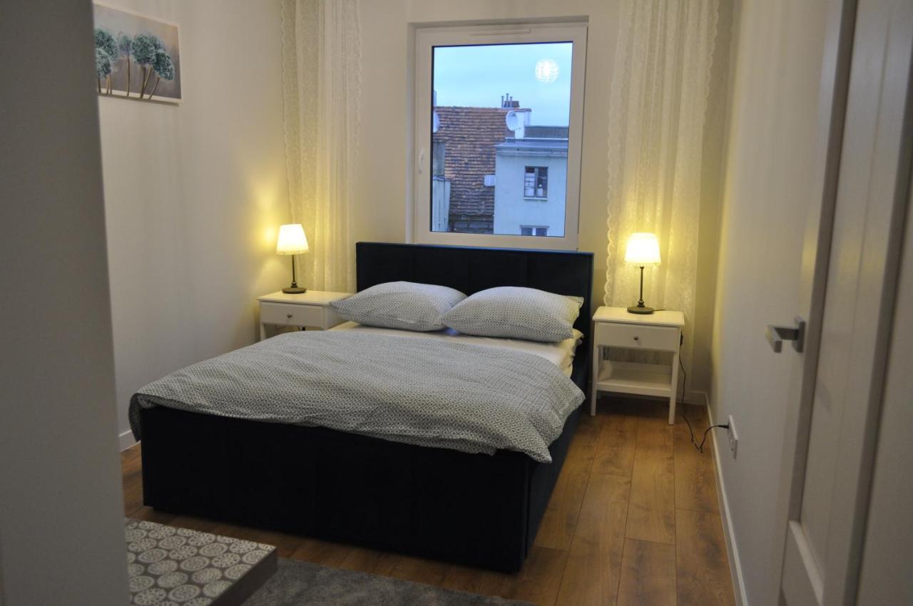 Apartament W Centrum Zielona Góra Exterior foto